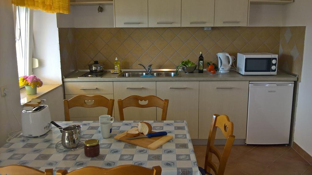 Apartments Krusvina Lun  Exterior foto